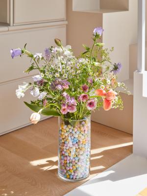 Pasen vier het met bloemen en planten Pasen vier het met bloemen en planten